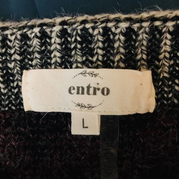 ENTRO Wide Square‎ Neck Diamond Pattern Sweater - Picture 10 of 11